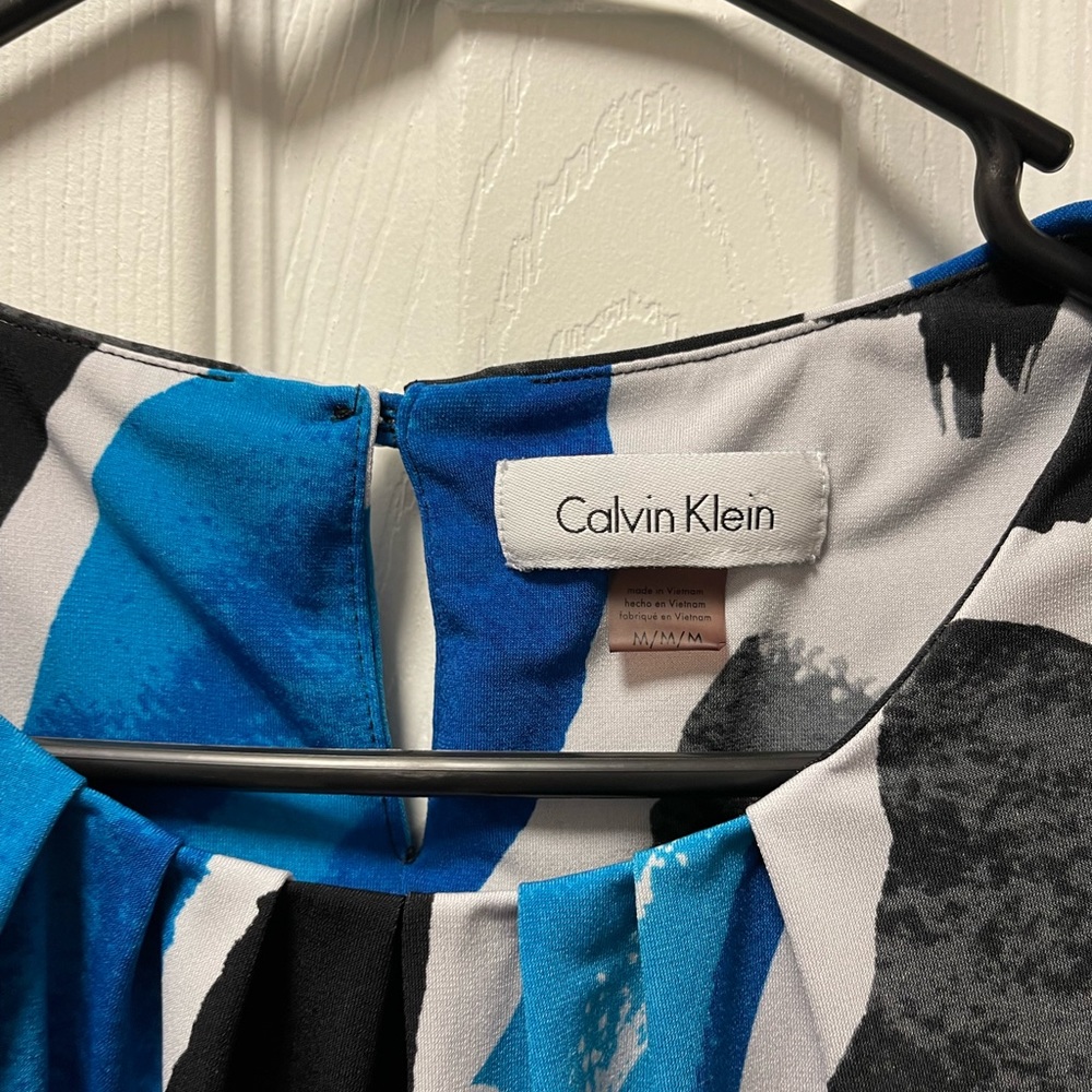 Calvin Klein Shell bundle - Picture 14 of 16